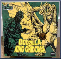Godzilla vs King Ghidorah from 5 Points - Godzilla manufactured by Mezco [Front]