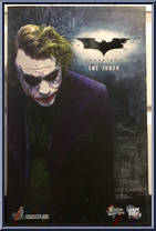 Joker from Batman - Dark Knight manufactured by Hot Toys [Front]