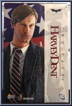 Two Face from Batman - Dark Knight manufactured by Hot Toys [Front]