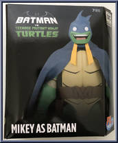 Mikey as Batman from Batman vs Teenage Mutant Ninja Turtles - SDCC manufactured by DC Collectibles [Front]