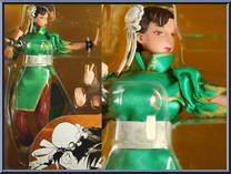 Chun-Li (Green) from Capcom Queens - Boxed Figures manufactured by Moby Dick [Front]