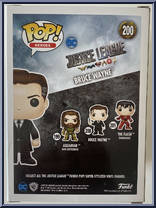Bruce Wayne from Justice League - Pop! Vinyl Figures manufactured by Funko [Back]