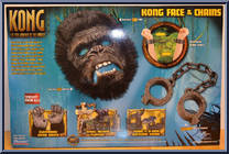 Kong Face & Chains from Kong - 8th Wonder of the World - Role Play manufactured by Playmates [Back]