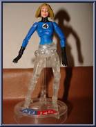 Invisible Woman (Classic) from Marvel Legends Showdown - Battle Booster Packs - Series 4 manufactured by Toy Biz [Loose]