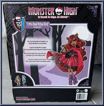 Clawdeen Wolf (Little Dead Riding Hood) from Monster High - Scarily Ever After manufactured by Mattel [Back]