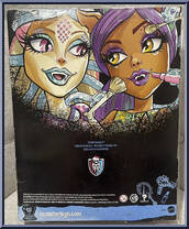 Viperine Gorgon / Clawdeen Wolf from Monster High - Scare & Makeup manufactured by Mattel [Back]