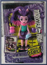 Draculaura / Fangelica from Monster High - Monster Family manufactured by Mattel [Front]