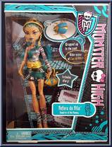 Nefera de Nile from Monster High - Campus Stroll manufactured by Mattel [Front]