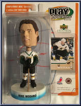 Mike Modano from Play Makers - NHL - 2001 / 2002 manufactured by Upper Deck [Front]