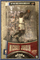 Michael Jordan (1991 NBA Finals Switch-Hand Lay-Up) Action Figure