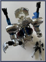 Spider-Man (Spider Armor) from Spider-Man - Mega Armor manufactured by Toy Biz [Loose]