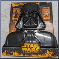 Darth Vader Carry Case (Darth Vader / Ob-Wan Kenobi) Action Figure