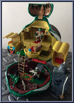 Turtle-Top - Michaelangelo's Adventurer Playset (with Cards) from Teenage Mutant Ninja Turtles - Mini Mutants manufactured by Playmates [Loose]