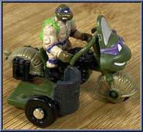 Turtle Transports - Mutant Military Combo (with Card) from Teenage Mutant Ninja Turtles - Mini Mutants manufactured by Playmates [Loose]