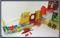 Party Wagon Playset from Teenage Mutant Ninja Turtles - Mini Mutants manufactured by Playmates [Loose]