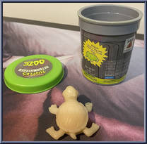 Retromutagen Ooze from Teenage Mutant Ninja Turtles - 1989 - Accessories manufactured by Playmates [Front]