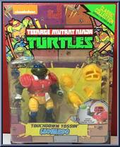 Touchdown Tossin' Leonardo from Teenage Mutant Ninja Turtles - Classic Collection - 90th Reissue manufactured by Playmates [Front]