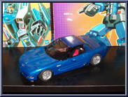 Tracks from Transformers - Alternators - Basic Series manufactured by Hasbro [Loose]