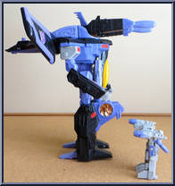 Skywarp with Thunderclash from Transformers - Armada - Maxcon Assortment manufactured by Hasbro [Loose]