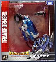 Chromia from Transformers - Legends - Wave  5 manufactured by Takara [Front]
