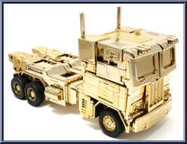 Gold Convoy (Lucky Draw) Action Figure
