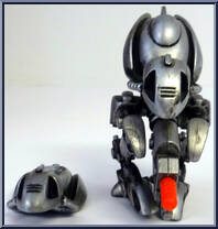 Wolverine (Battle Ravaged) from X-Men - Classics - 2000 Series manufactured by Toy Biz [Loose]