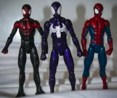 Ultimate Spider-Man (Black Suit) (Marvel Legends) Custom Action Figure